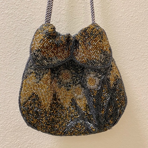 Vintage beaded daisy draw string bag - Picture 2 of 4